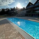 Kras-resort 301 I 303 Z Widokiem Na Gory, Prywatnym Jacuzzi Na Tarasie I Sauna Apartman *